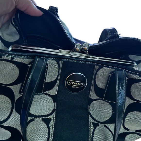 Coach Handbag; black and grey; Kiss lock; Great Buy; GOOD USED CONDITION! - Picture 1 of 14